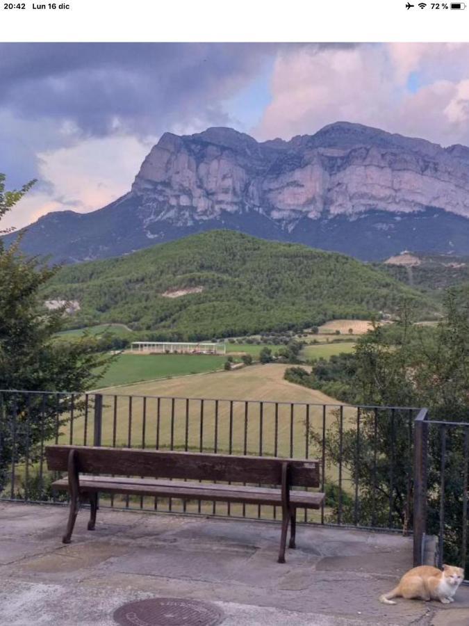 Vistas A La Montana En Un Pueblo Con Encanto. El Pueyo de Araguás 外观 照片