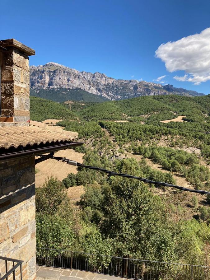 Vistas A La Montana En Un Pueblo Con Encanto. El Pueyo de Araguás 外观 照片